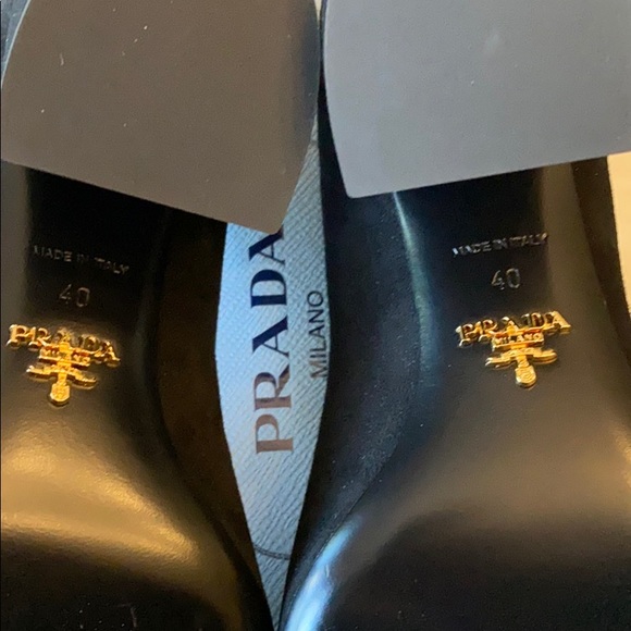 Prada black suede heels in size EU 40 US 10 NEW - Picture 10 of 12